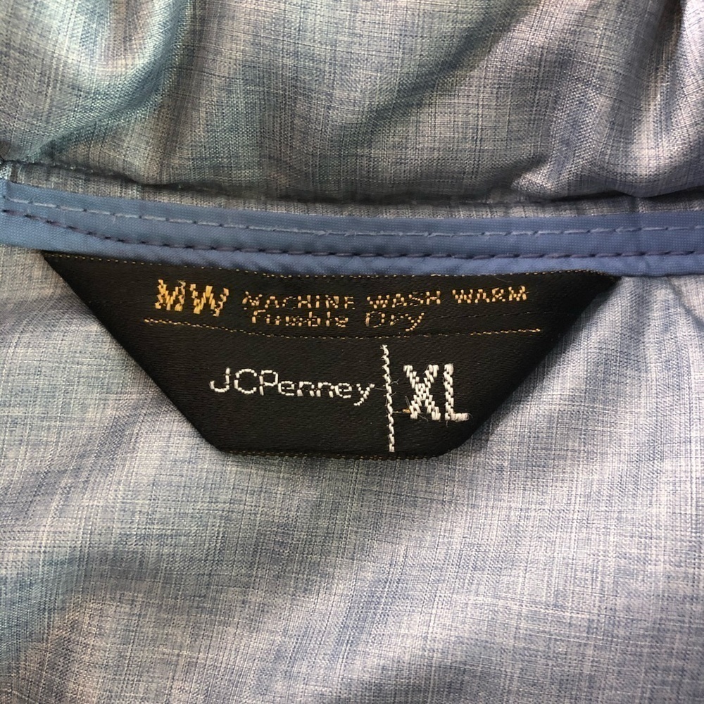 J.c. Penney Puffer Vest - Picture 9 of 10